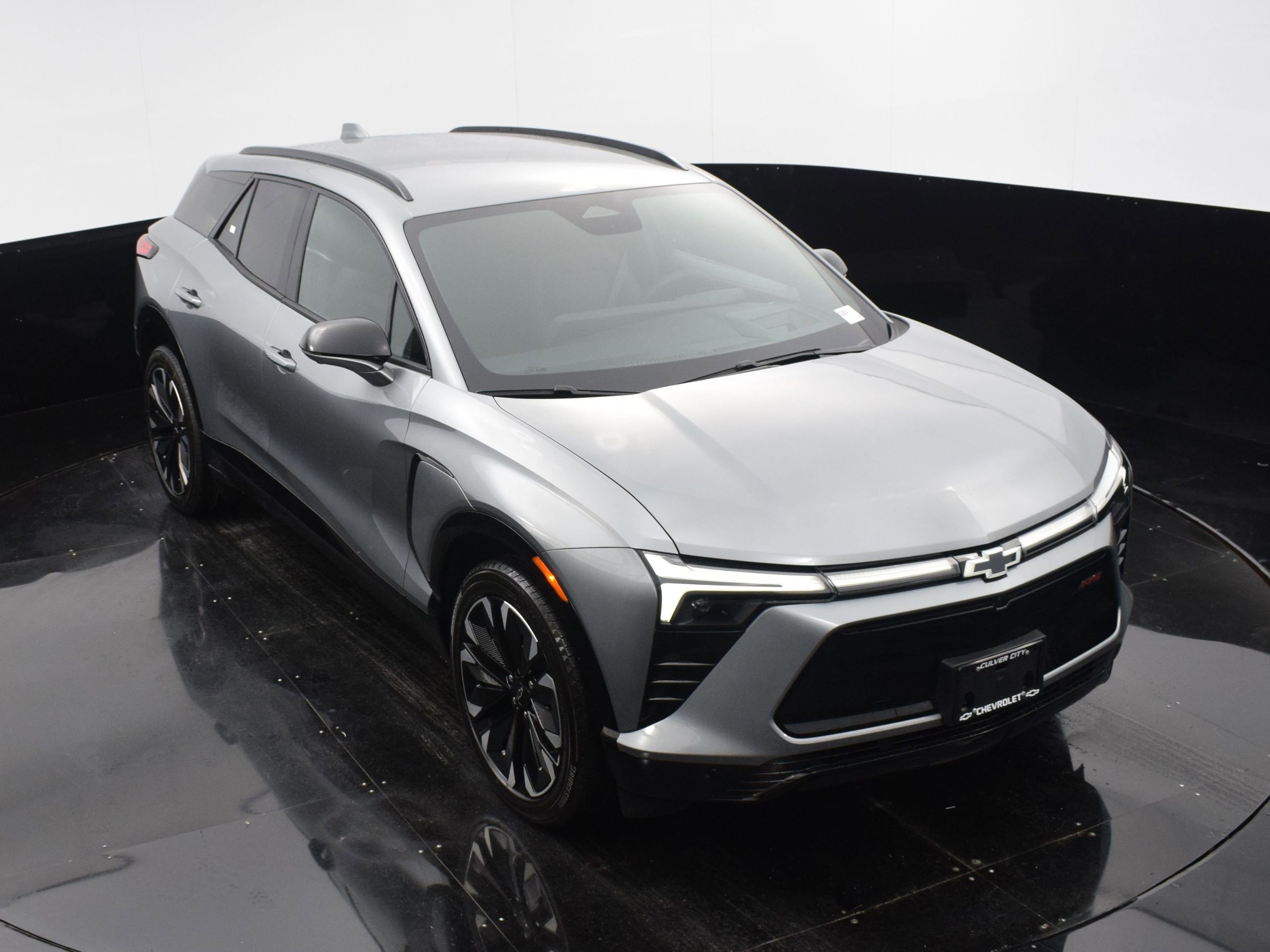 2025 Chevrolet Blazer EV RS RWD's photo
