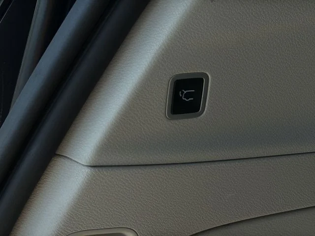 Used 2023 Gray Chrysler Touring L image 38