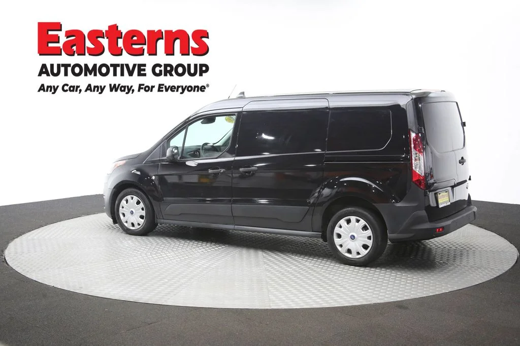 Used 2022 Black Ford XL image 59