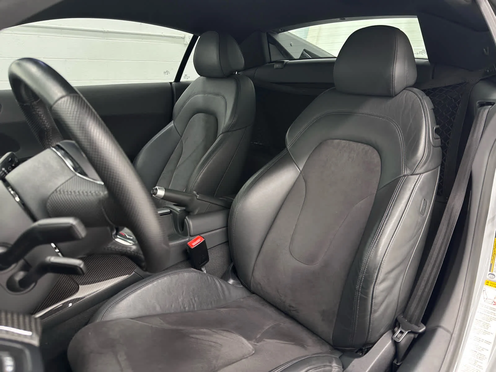 Used 2015 Ibis White Audi V8 image 13