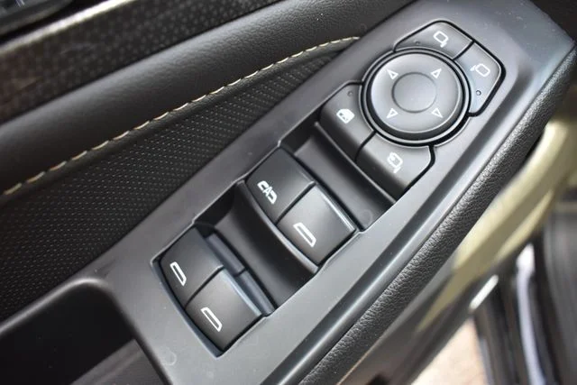 Used 2022 Black Chevrolet Premier image 28