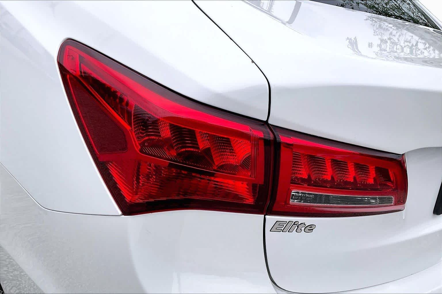 2018 Acura TLX Base - Photo 27