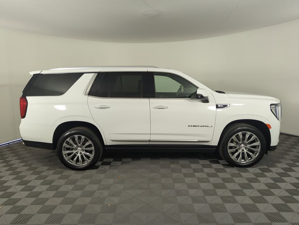 Used 2023 White GMC Denali image 7