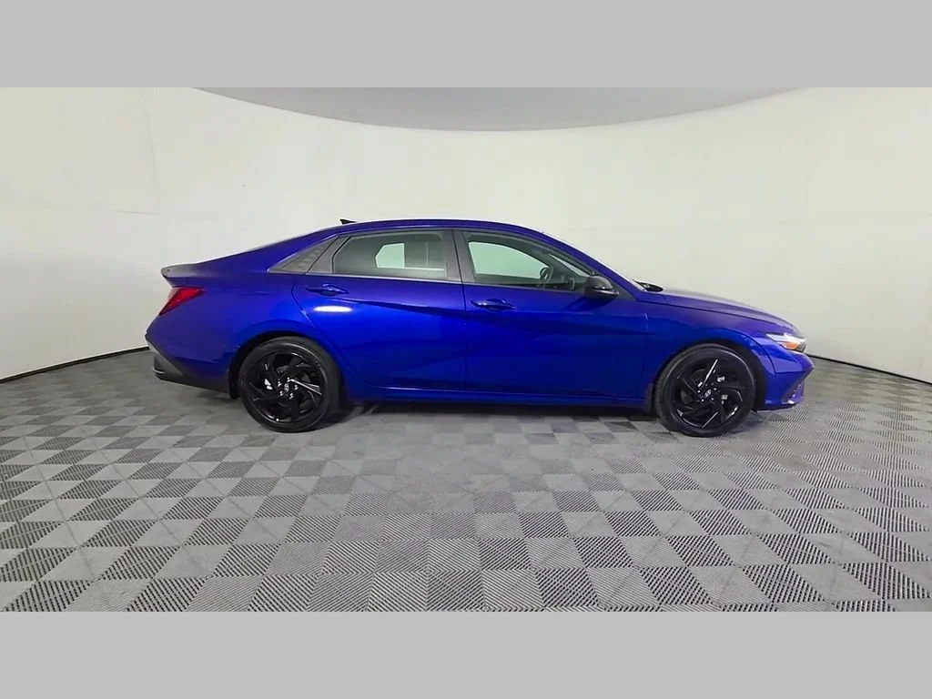 Used 2026 Intense Blue Hyundai SEL Sport image 36
