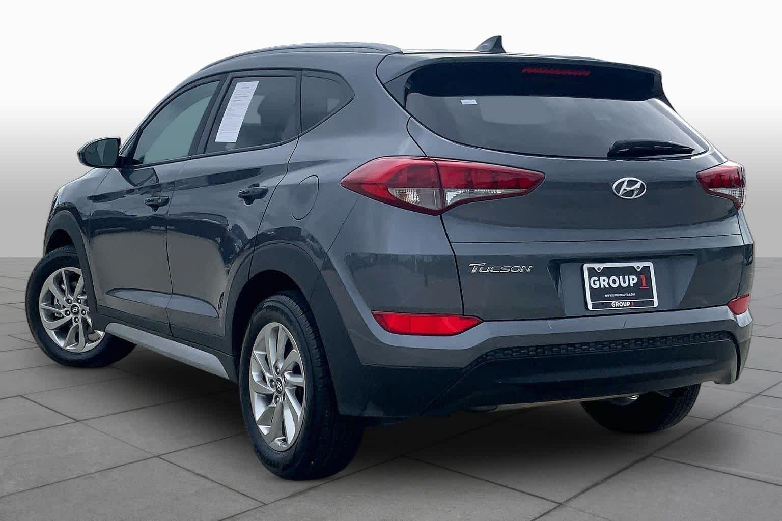 Used 2018 Coliseum Gray Hyundai SEL image 11
