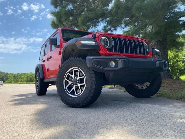 Used 2026 Red Jeep Rubicon image 3