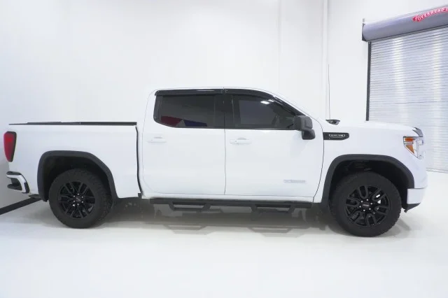 Used 2020 WHITE GMC Elevation image 4