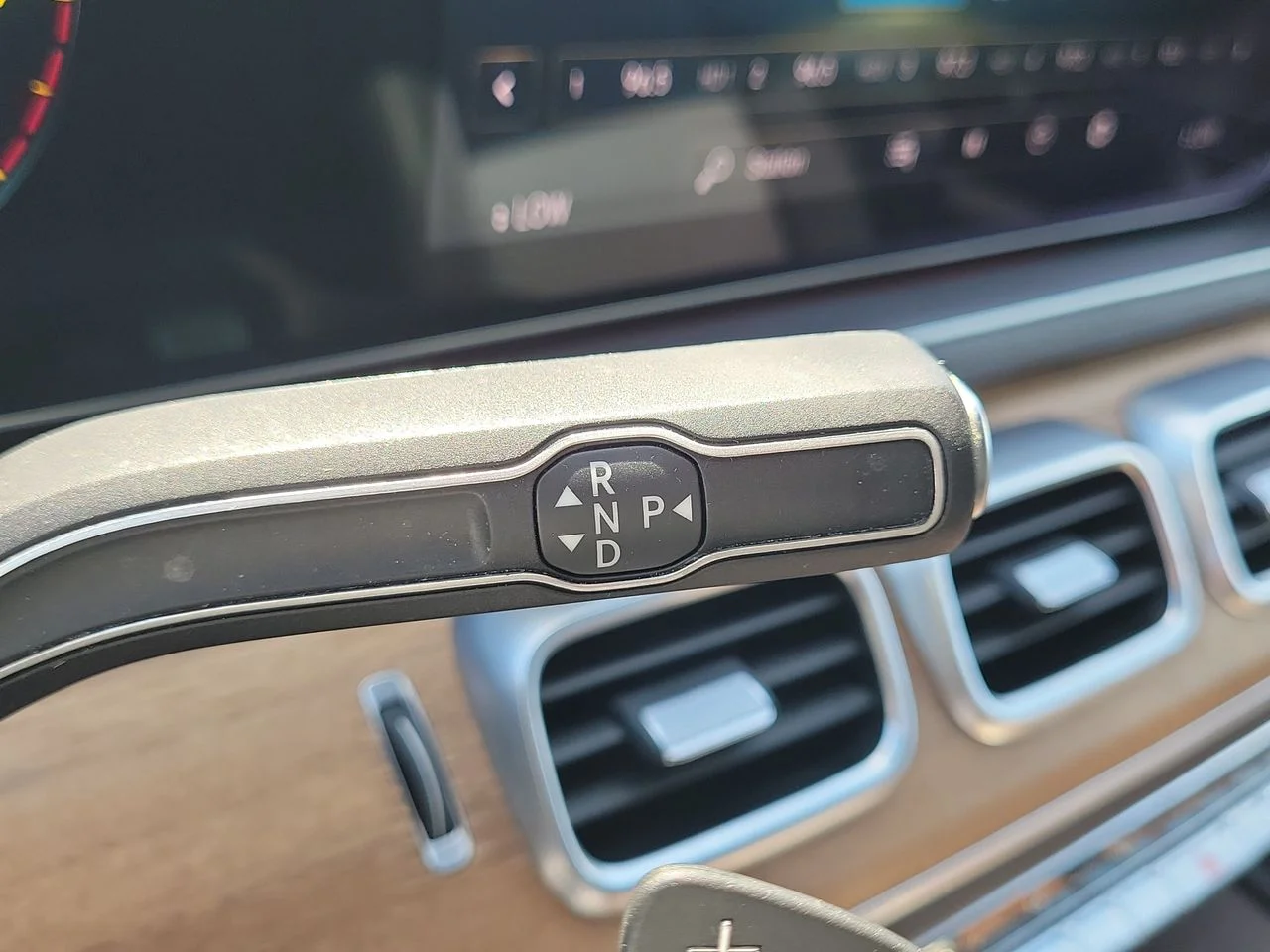 Certified Used 2022  Mercedes-Benz GLE 350 image 30