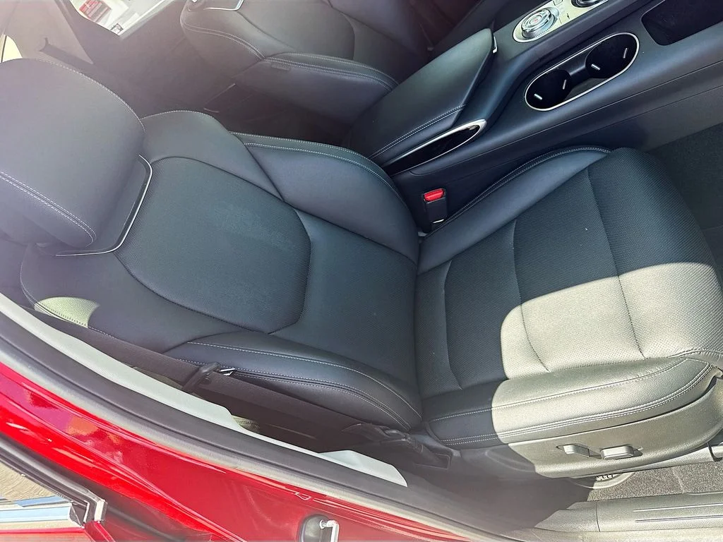 2025 GENESIS GV70 Standard - Photo 25