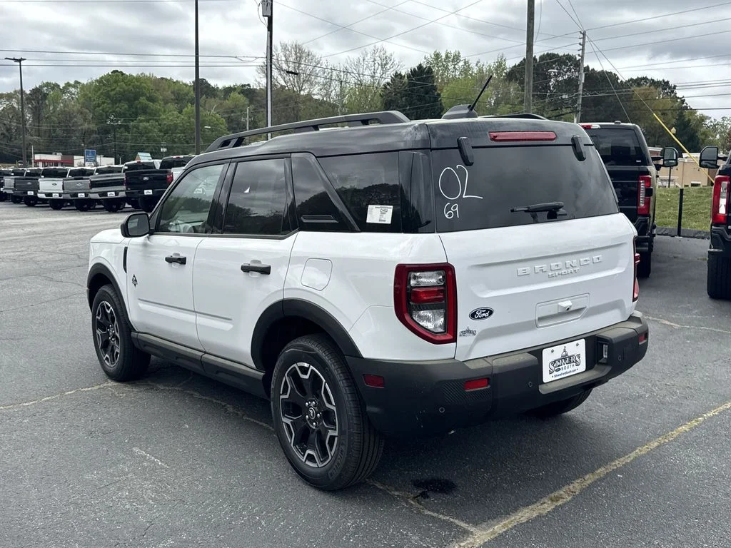New 2026 White Ford Outer Banks image 5