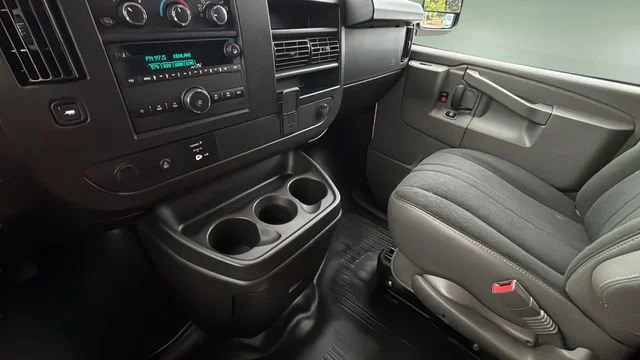 Used 2024 Summit White GMC Work Van image 15
