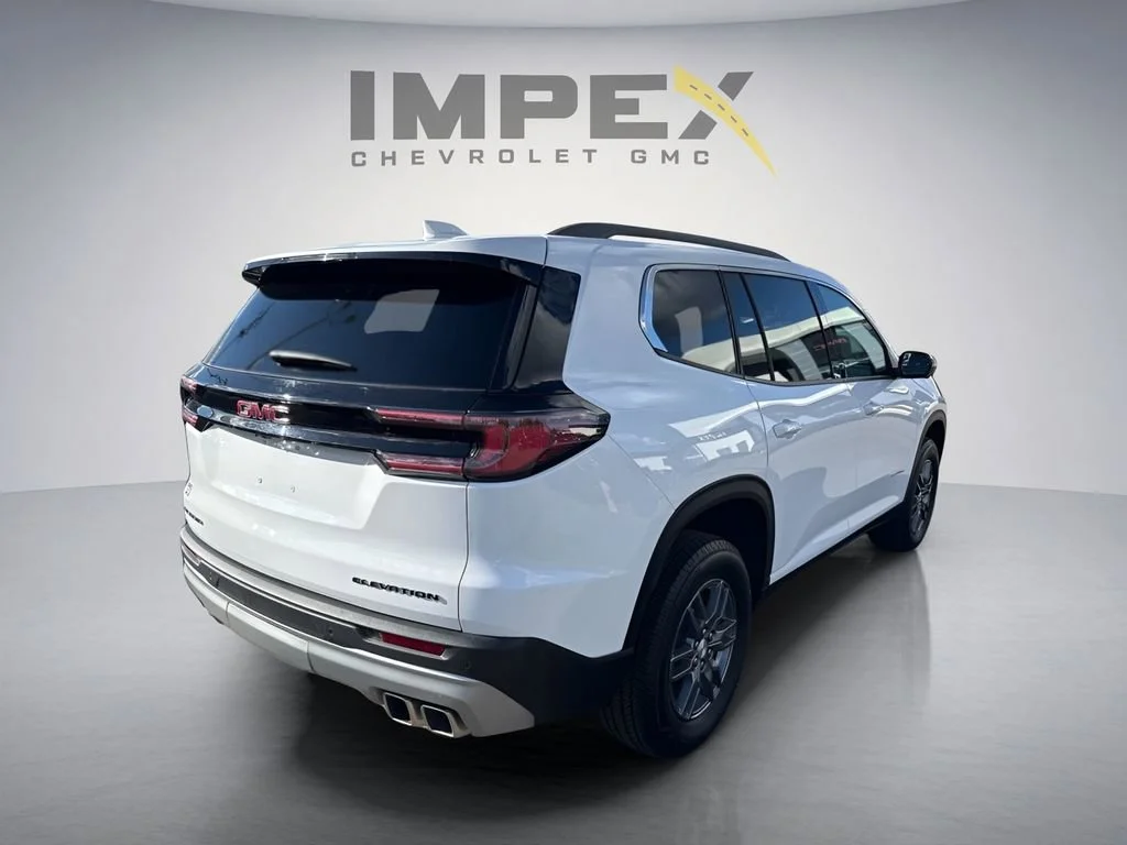 Used 2025 Summit White GMC Elevation image 5