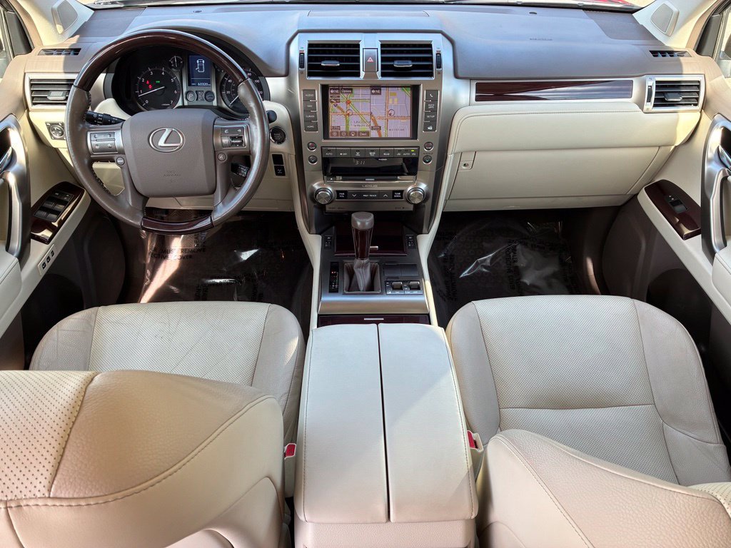Used 2019 Gray Lexus 460 image 27