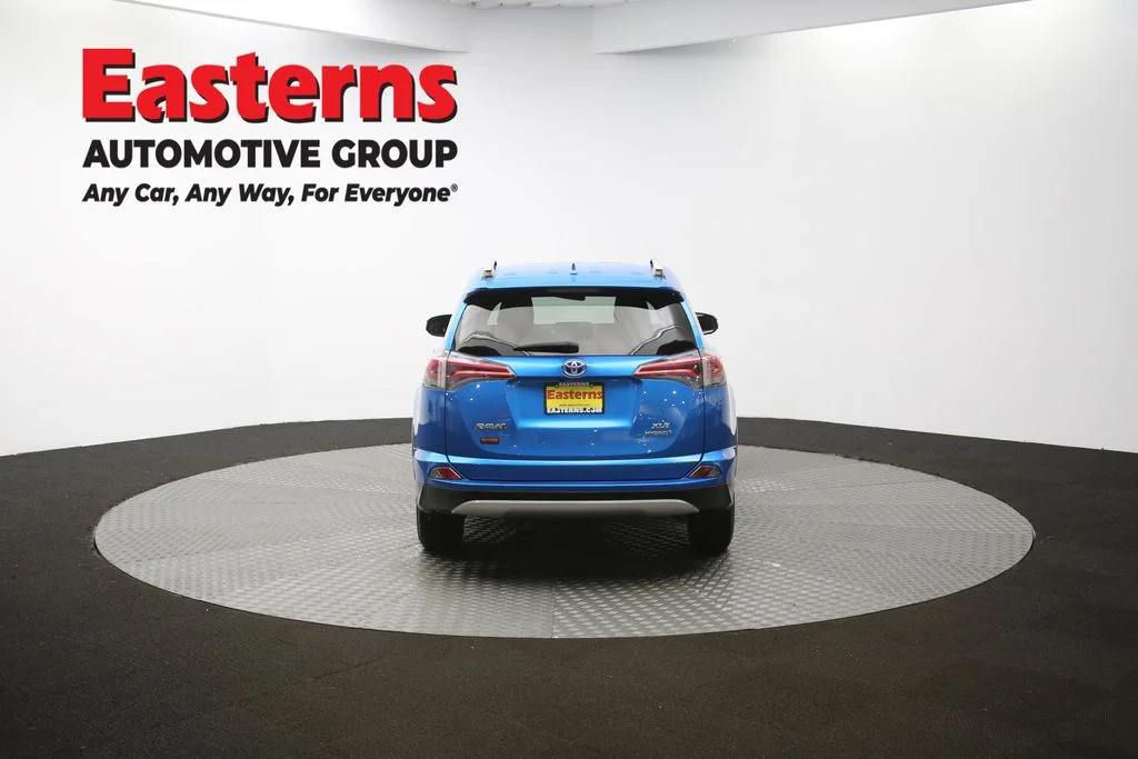 Used 2017 Blue Toyota XLE image 36