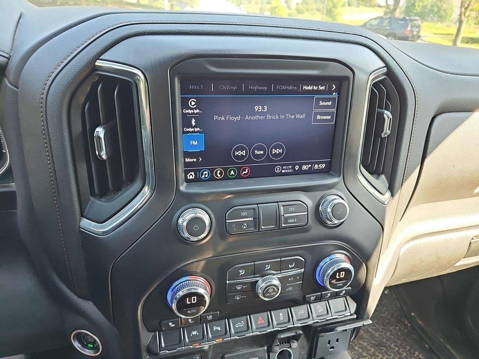Used 2022 Summit White GMC AT4 image 19