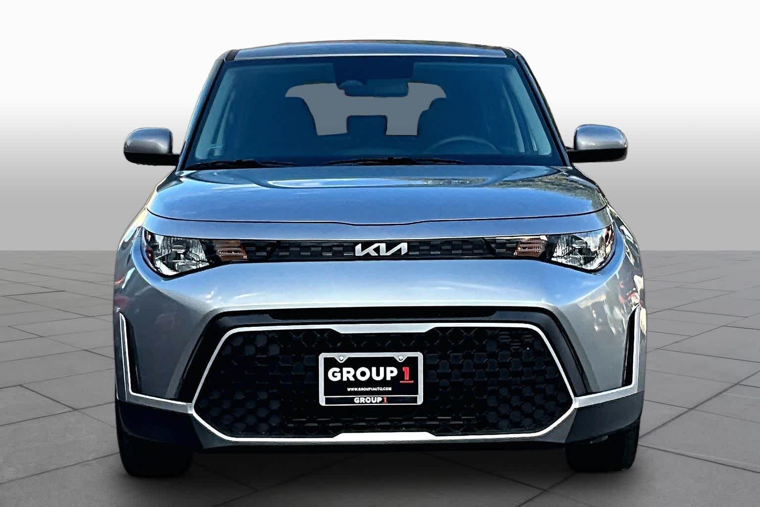 Pre-Owned 2025 Kia Soul LX