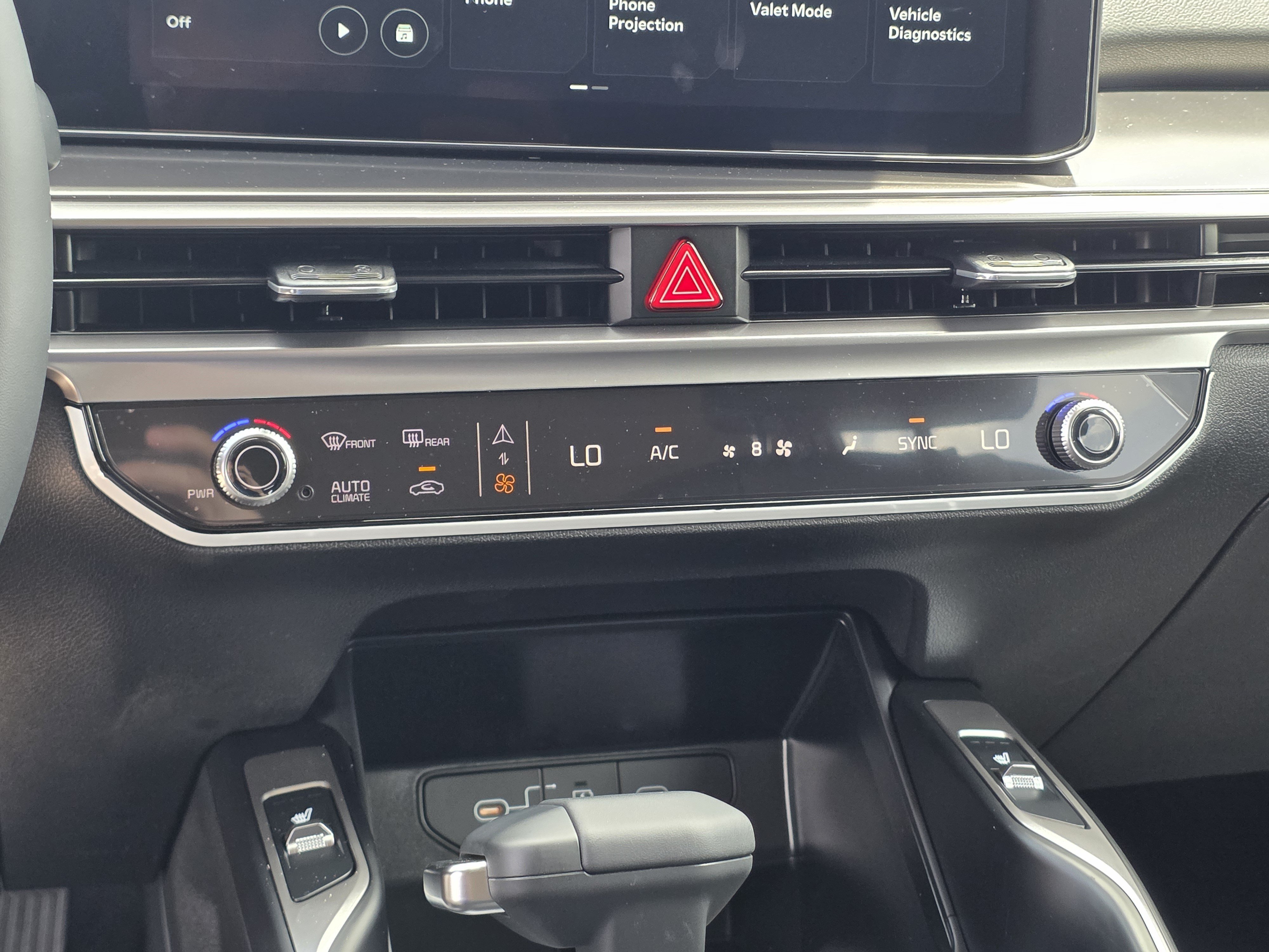New 2026 Ivory Silver Kia S image 17