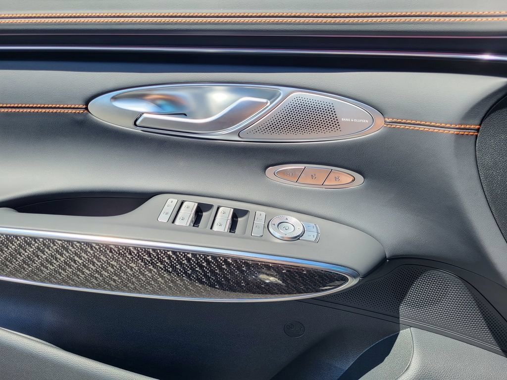 New 2026 Black Genesis 3.5T SPORT PRESTIGE image 8