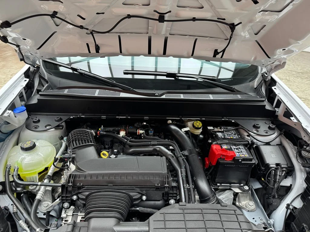 New 2026 Oxford White Ford XL image 24