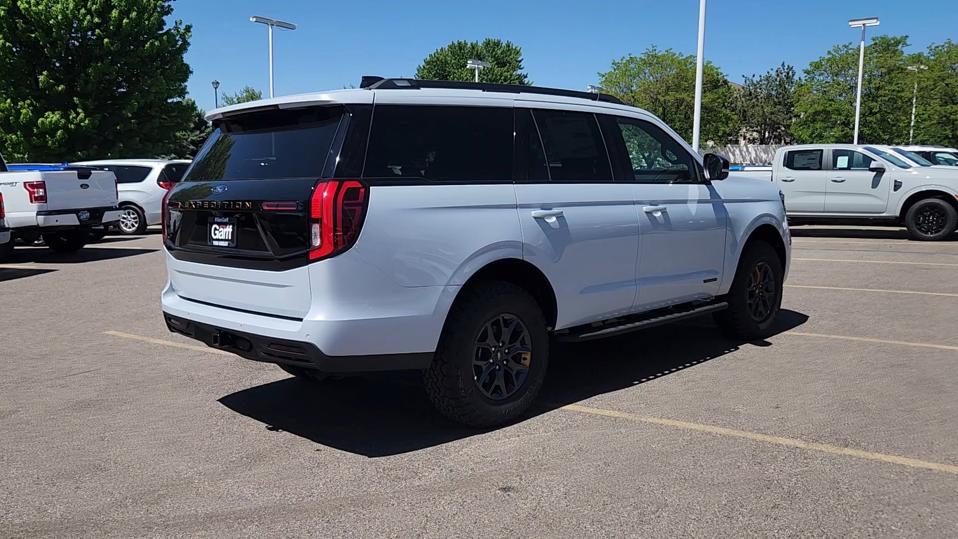 New 2026 Space Silver Metallic Ford Tremor image 4