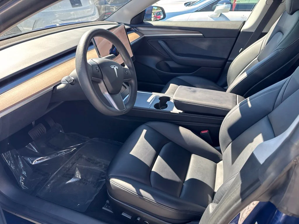 Used 2023 Blue Tesla Long Range image 4