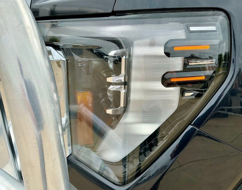 2024 GMC Sierra 3500HD SLT - Photo 10
