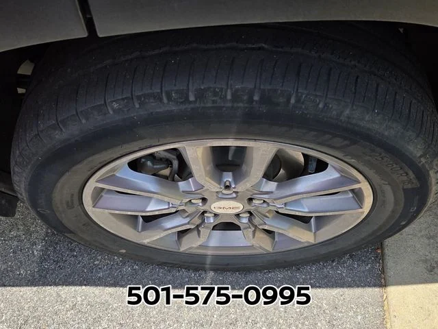 Used 2022 Black GMC SLT image 7