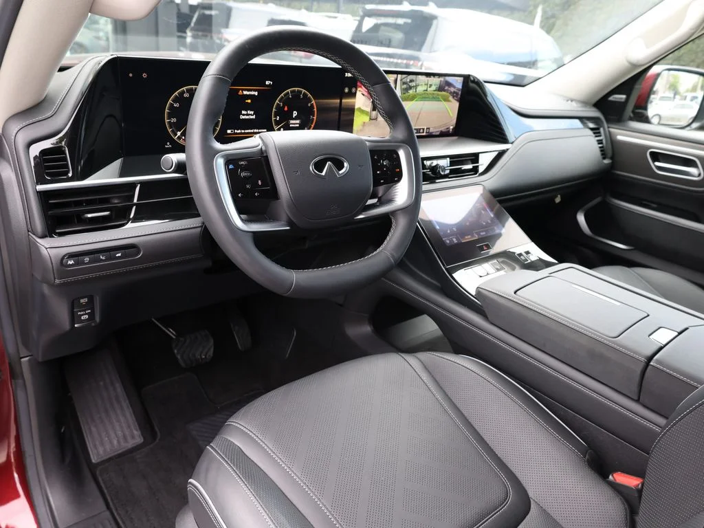 Certified Used 2025 Red INFINITI LUXE image 16