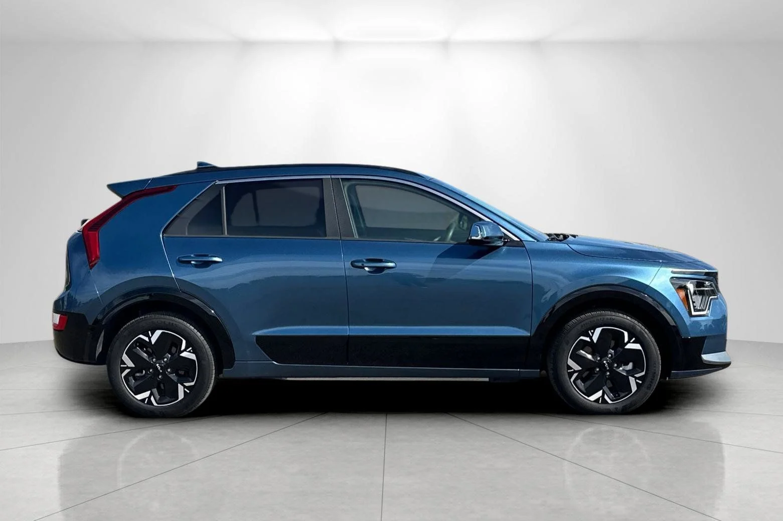 Used 2025 Kia Niro Wind with VIN KNDCR3L12S5141070 for sale in National City, CA