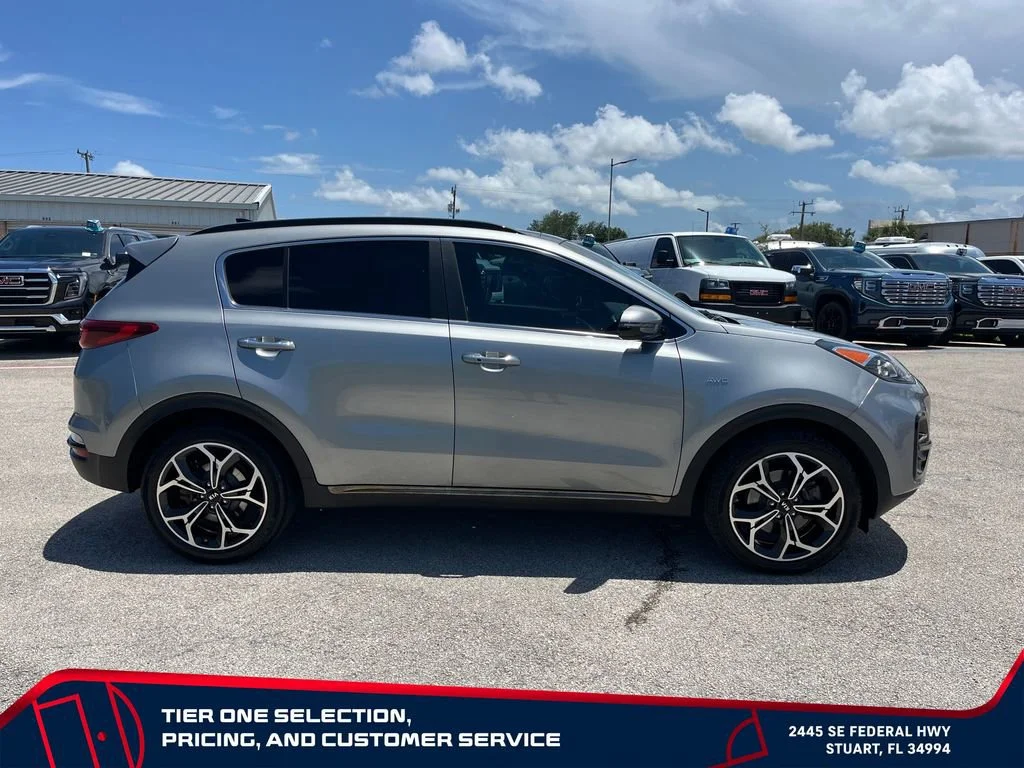 Used 2022 Gray Kia SX Turbo image 8