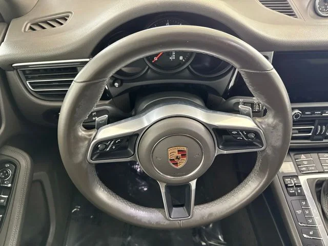 Used 2020  Porsche Base image 25