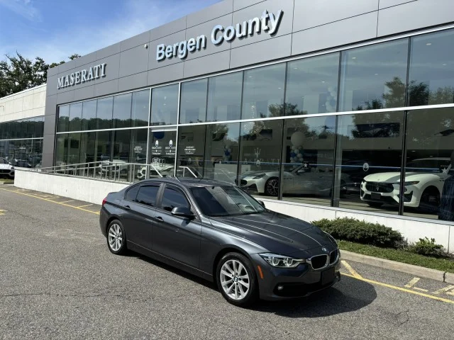 Used 2018 BMW 3 Series 320i with VIN WBA8A3C56JA489344 for sale in Upper Saddle River, NJ