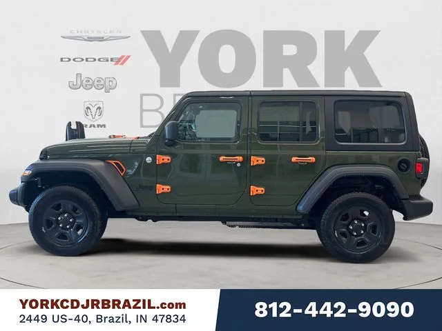 Used 2021 Green Jeep Unlimited Sport image 2