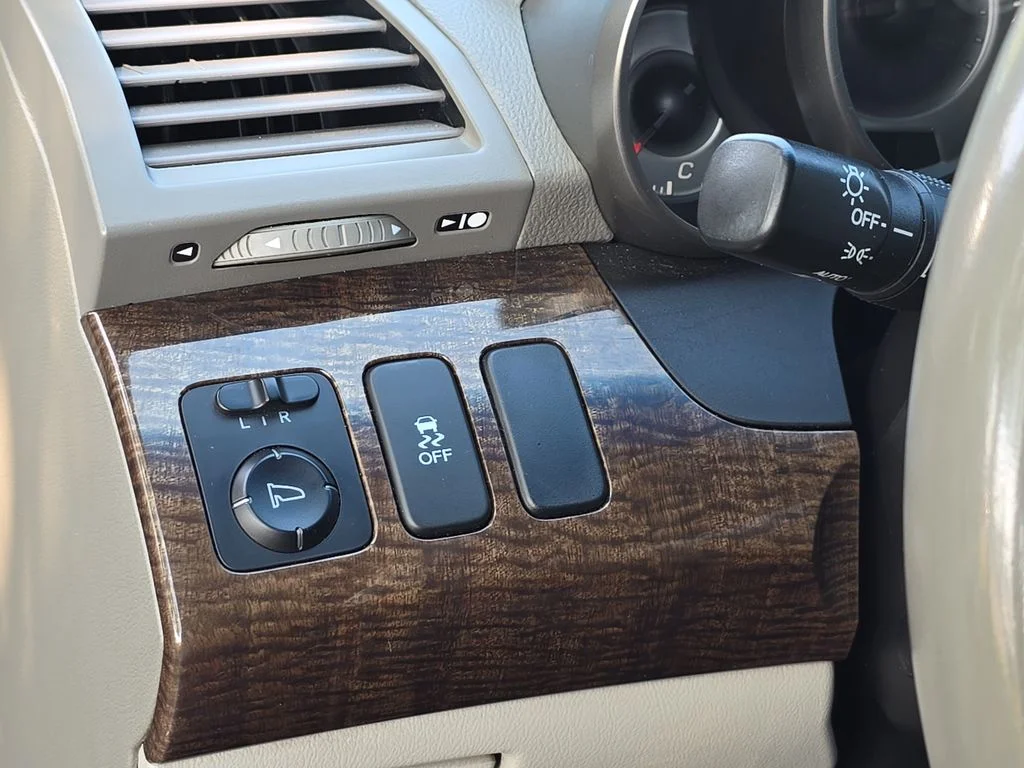 Used 2012  Acura Technology image 25