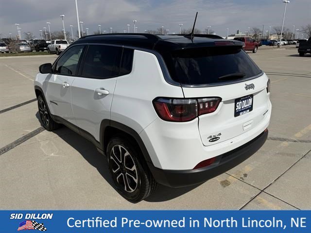 Used 2022 Bright White Clearcoat Jeep Limited image 7