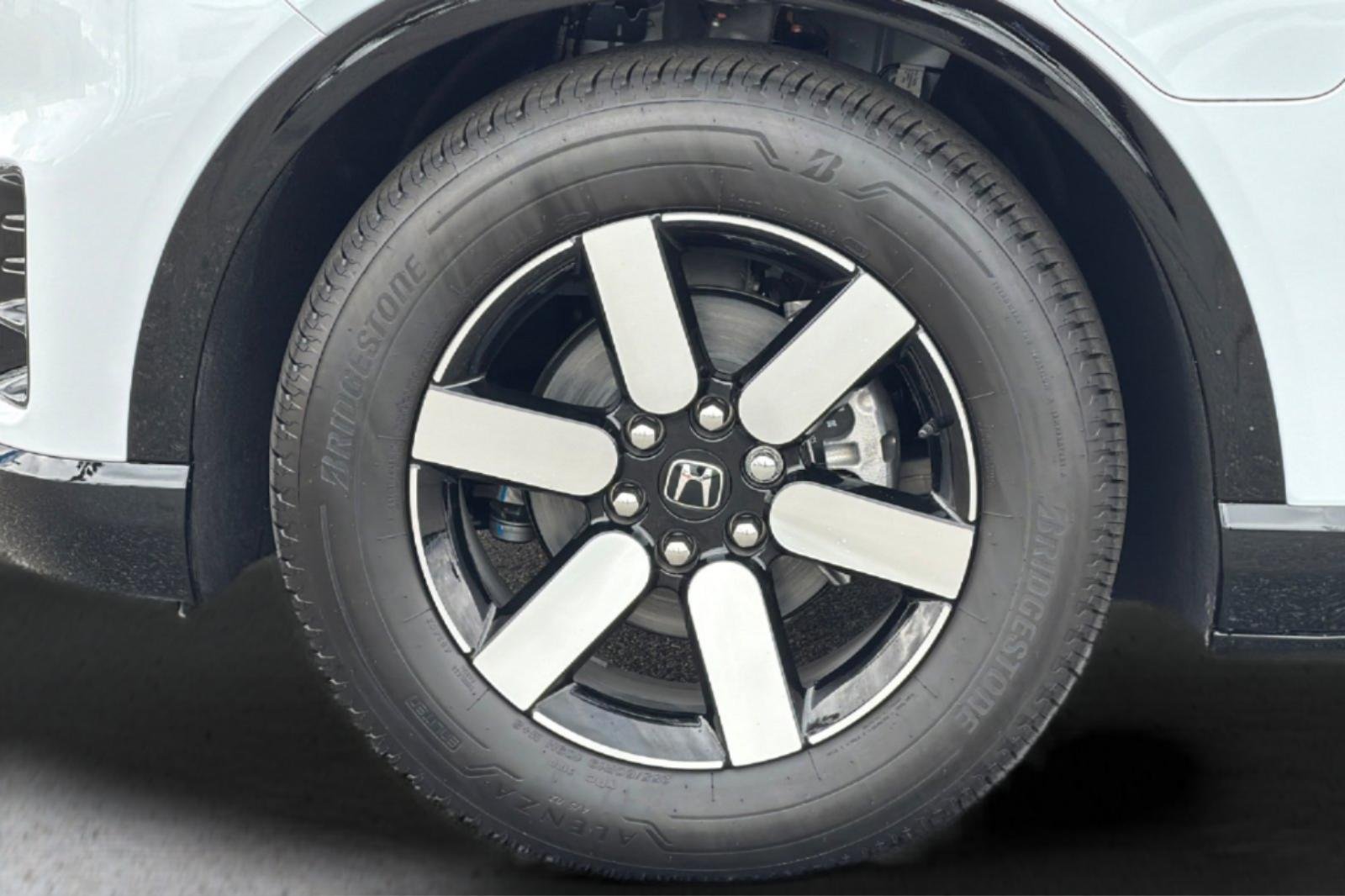 New 2026 Frostline White Pearl Honda Touring image 35