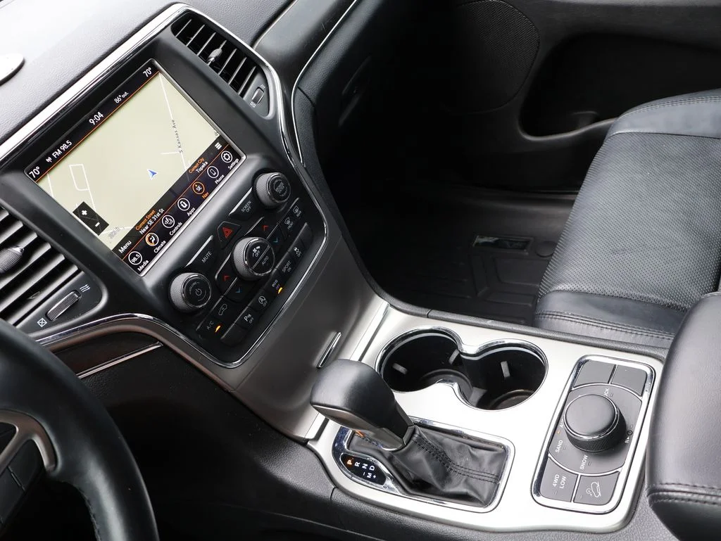 Used 2018 Black Jeep Limited image 20