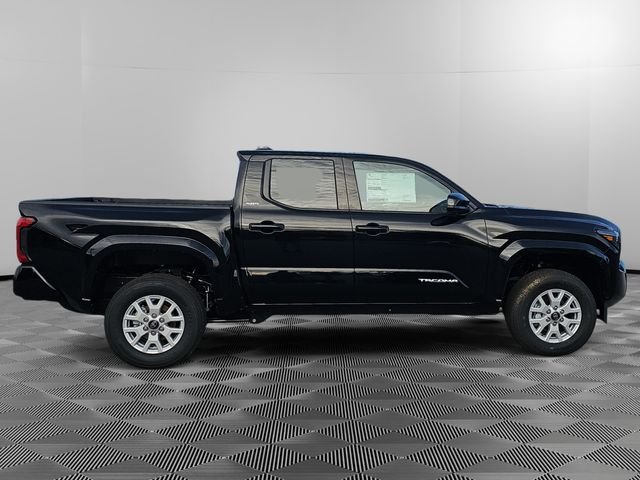 2026 Toyota Tacoma SR5 - Photo 6