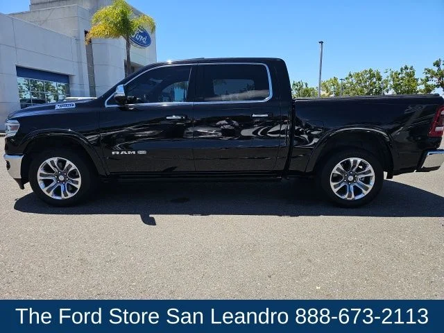 Used 2022 Diamond Black Ram Limited image 5