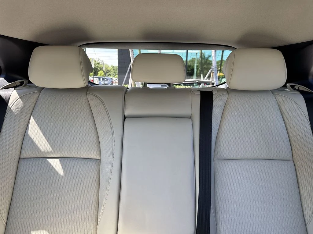 Used 2021 Machine Gray Metallic Mazda Premium image 18