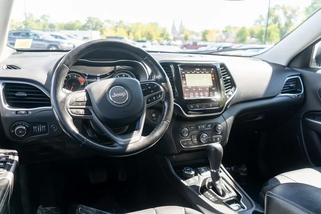 Used 2021 White Jeep Limited image 14