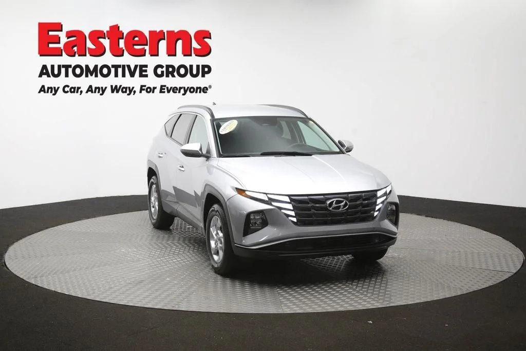 Used 2022 Silver Hyundai SEL image 47
