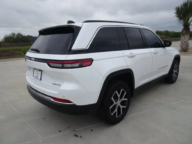 Used 2025 Bright White Clearcoat Jeep Limited image 4