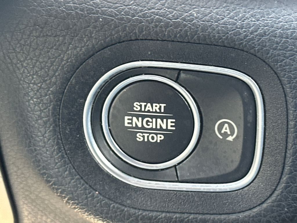 Certified Used 2023 Black Mercedes-Benz GLE 350 image 24