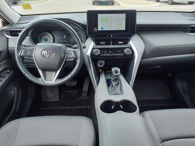 2023 Toyota Venza LE - Photo 11