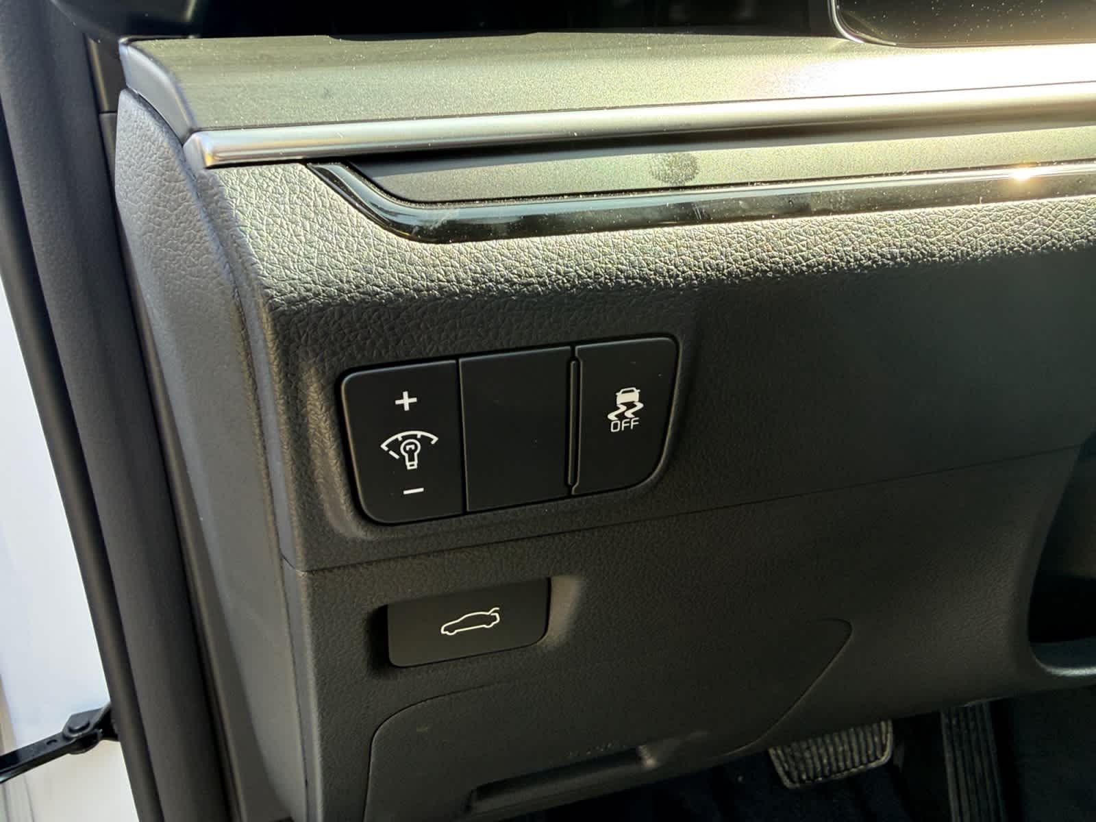 New 2026 Snow White Pearl Kia GT-Line image 20