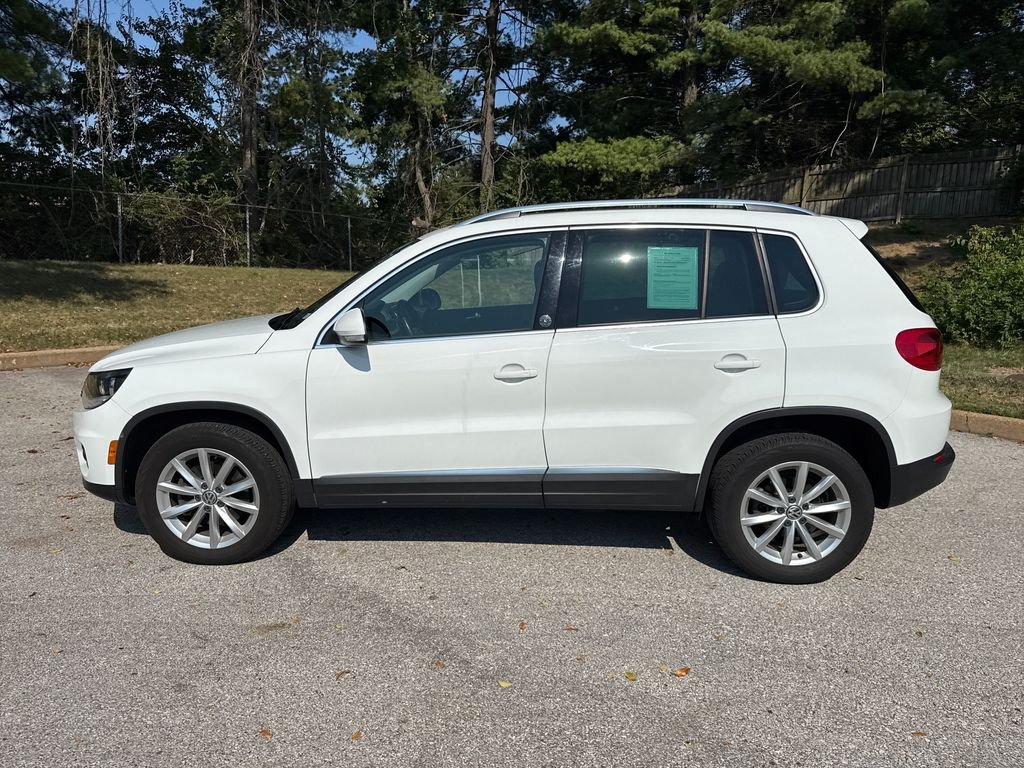 Used 2017 Volkswagen Tiguan Wolfsburg Edition with VIN WVGRV7AX4HK003749 for sale in Manchester, MO