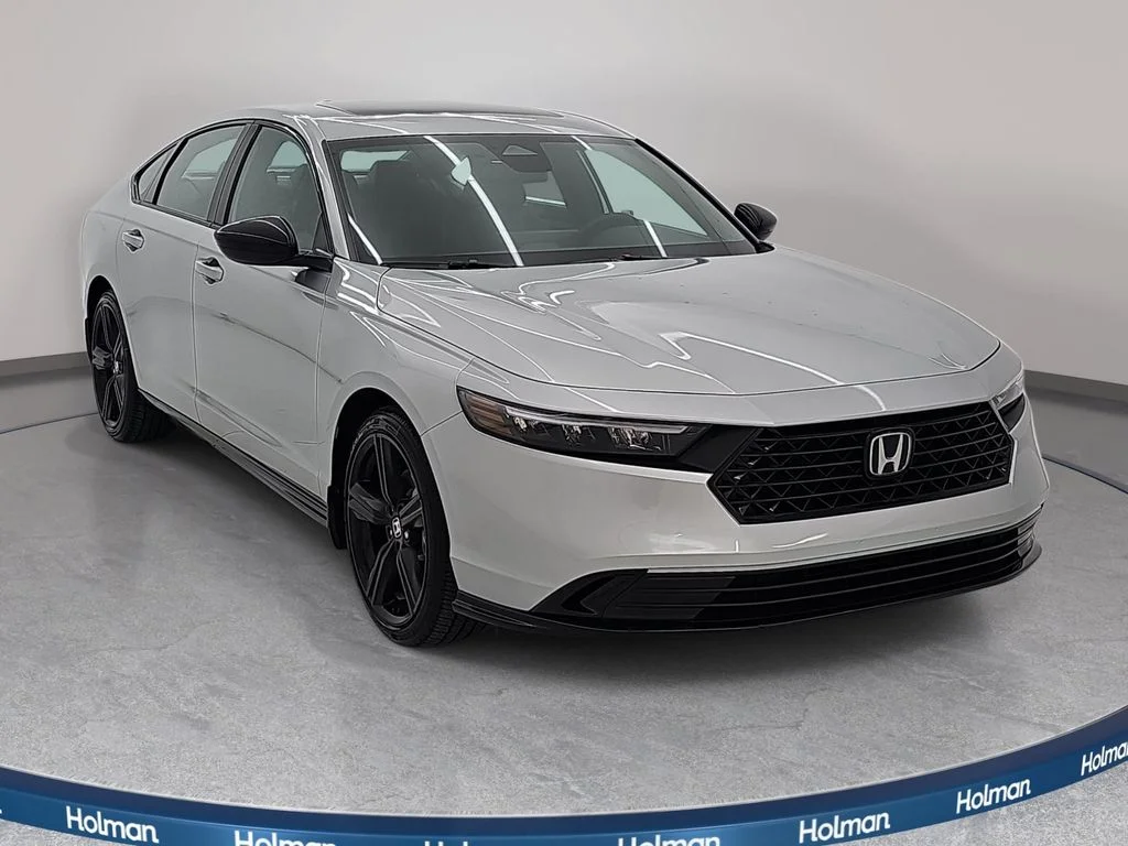 New 2026 Solar Silver Metallic Honda Sport-L image 3