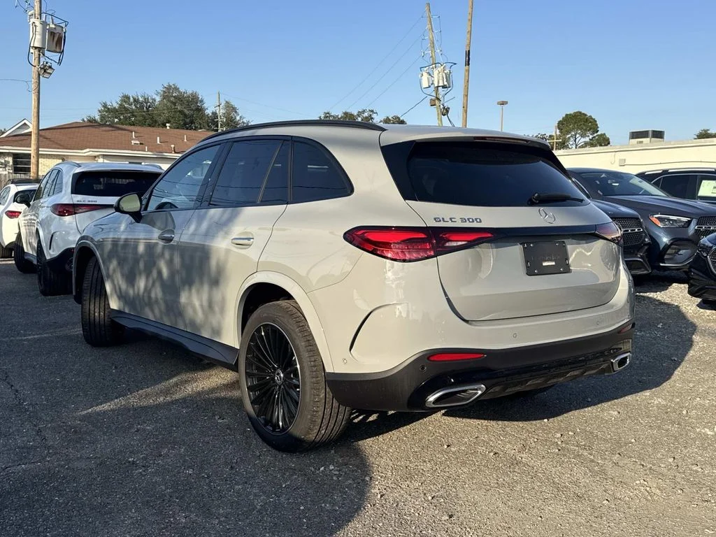 Certified Used 2026 Gray Mercedes-Benz GLC 300 image 4
