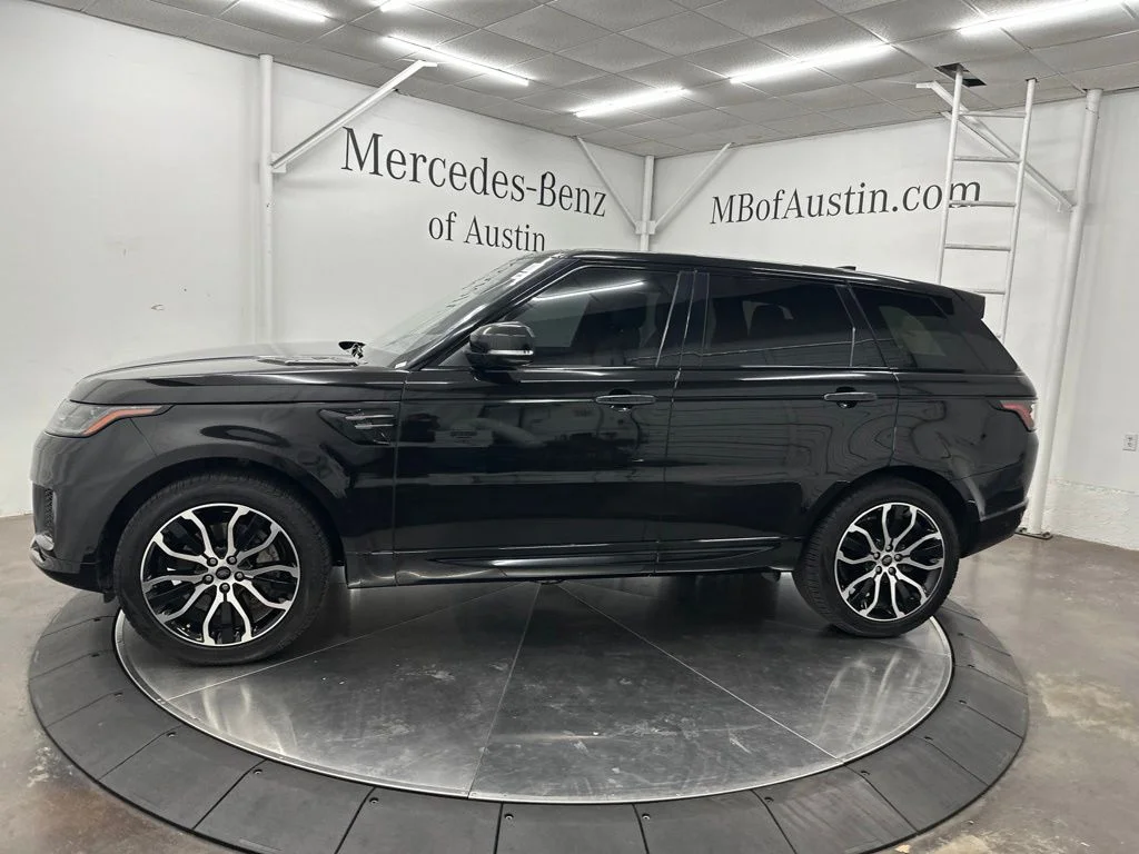 Used 2021  Land Rover HSE Silver Edition image 4